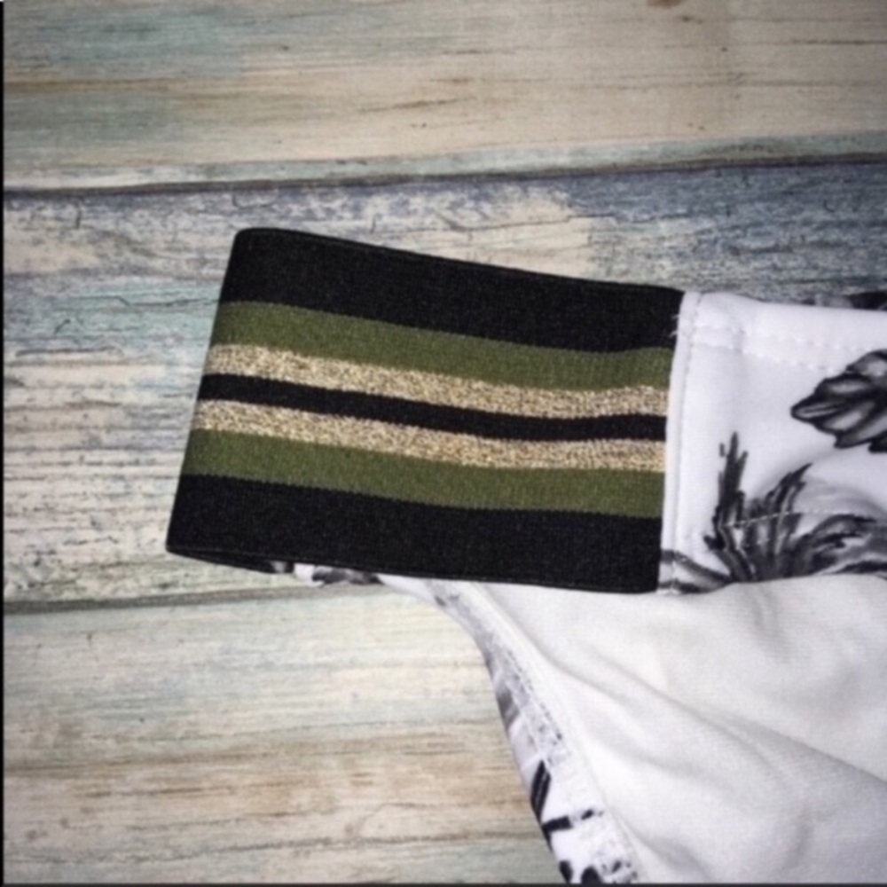 Xhilaration Black White Tropical Palm Print Bikini Bottoms Medium Striped Side - Picture 4 of 6